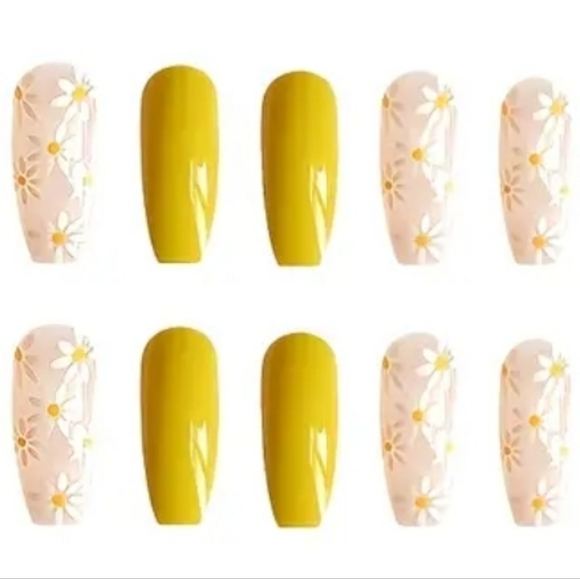 24pcs Yellow & White Flowers Press On Nails - Picture 3 of 4